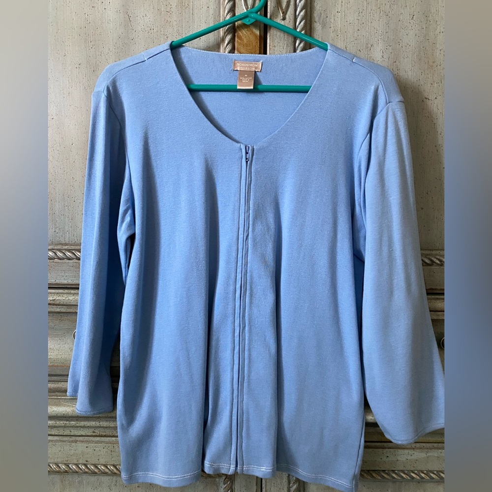 Baby blue 100% cotton top with full front zipper and 3/4 sleeves
